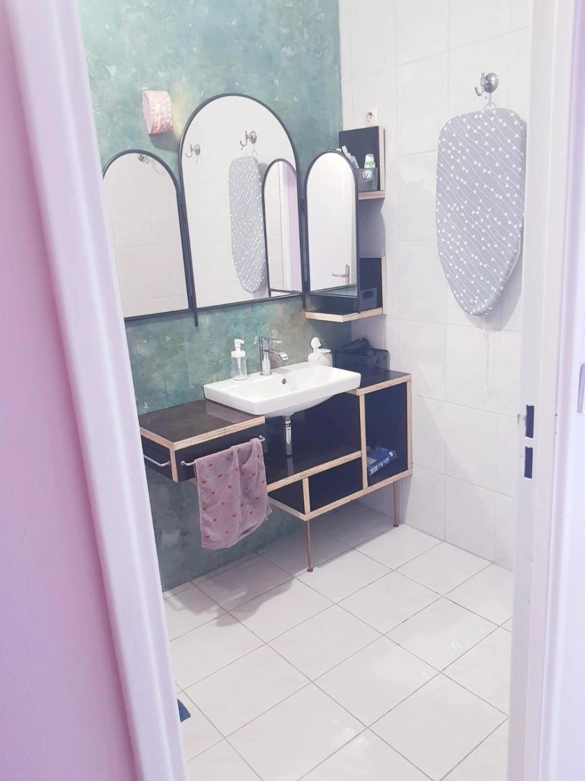 Chambre Famille D'Accueil Entre Paris Et Disney Douze Minutes Centre Paris Quinze Euros De Plus Pour Frais De Menage 뇌이쉬르마른 외부 사진